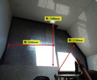 그림입니다. 원본 그림의 이름: (2)1~2층 사이 계단실 전경-1.JPG 원본 그림의 크기: 가로 960pixel, 세로 720pixel